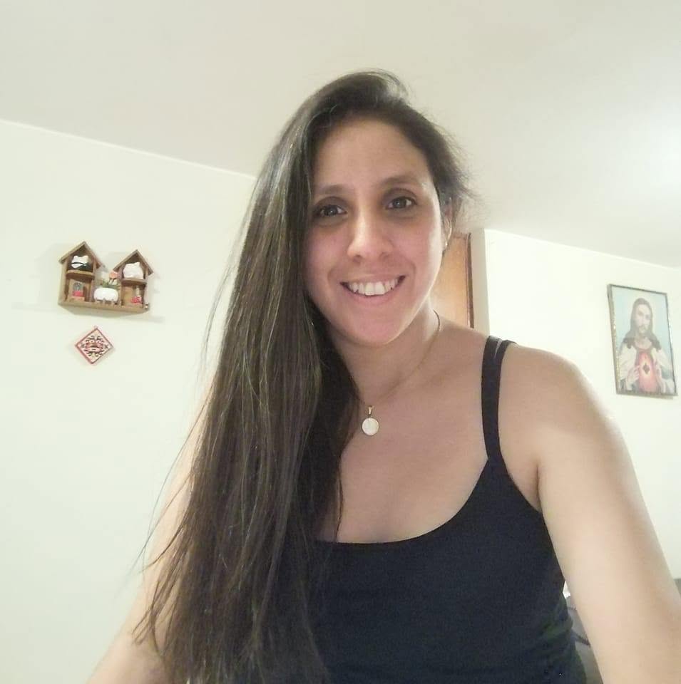 <em>Lucía Campos</em>